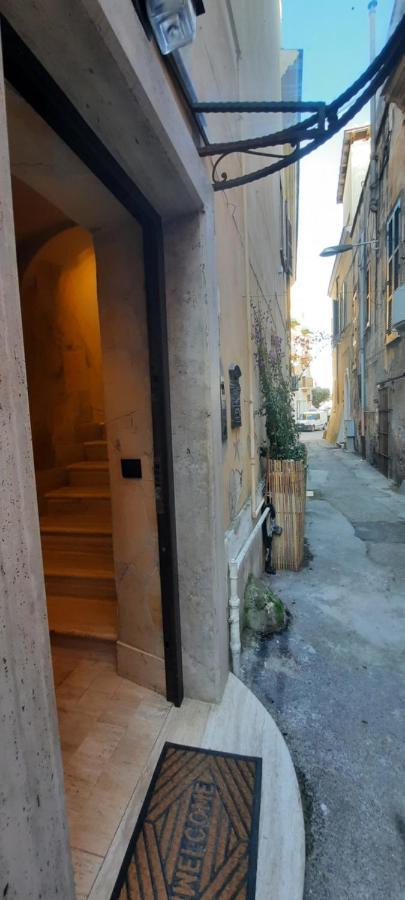 Il Vicolo B&B Giubileo Нетуно Екстериор снимка