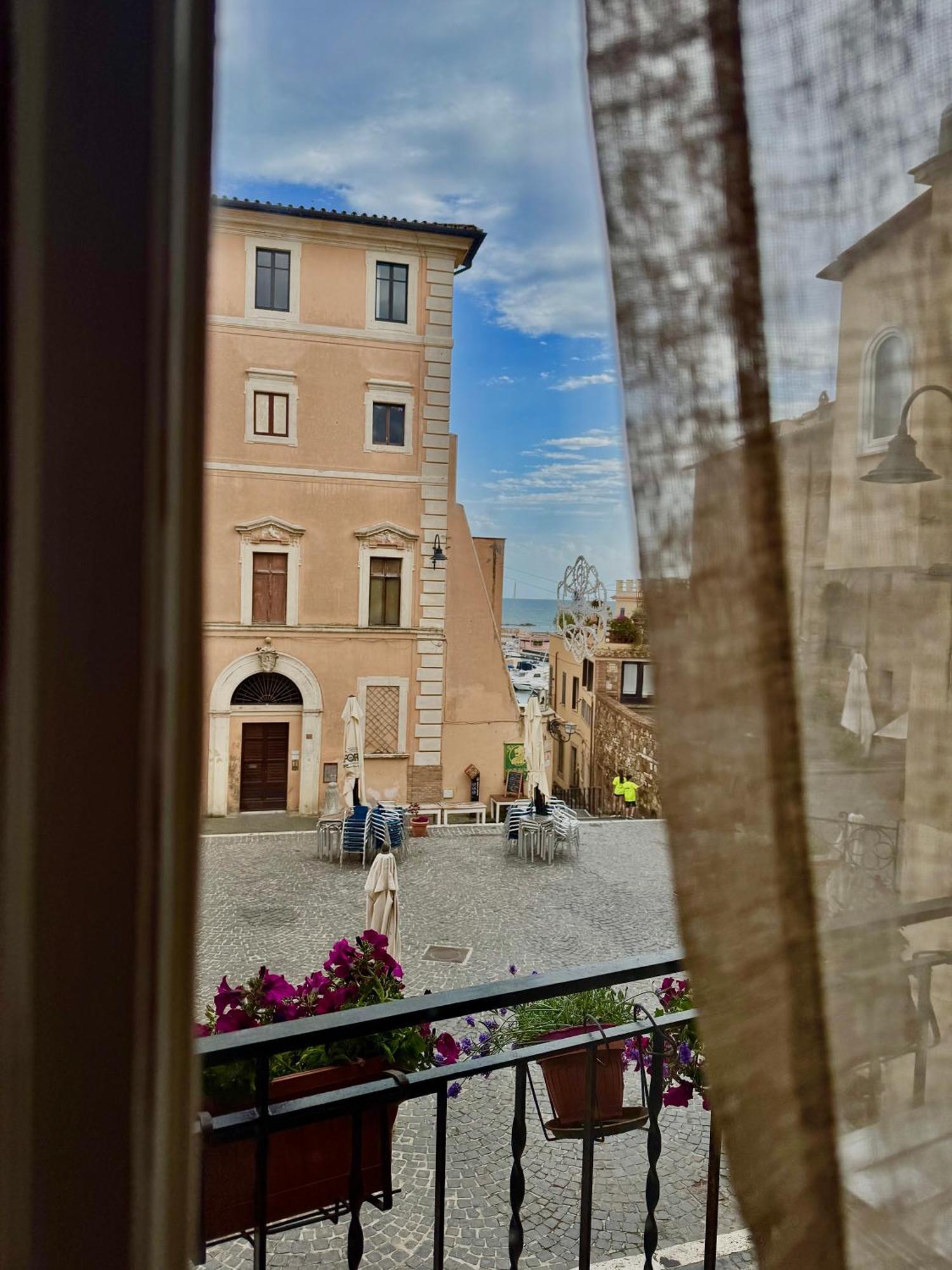 Il Vicolo B&B Giubileo Нетуно Екстериор снимка